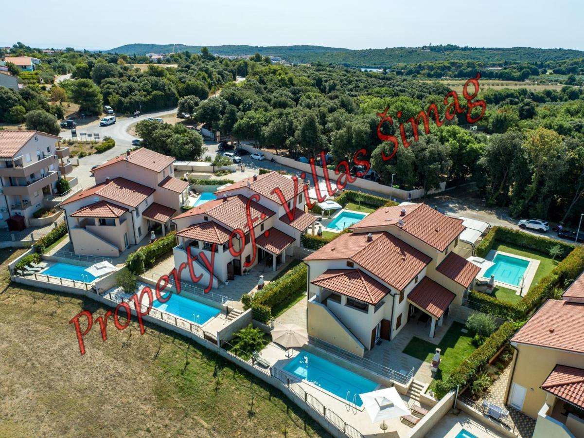 Villas Simag Banjole Exterior photo